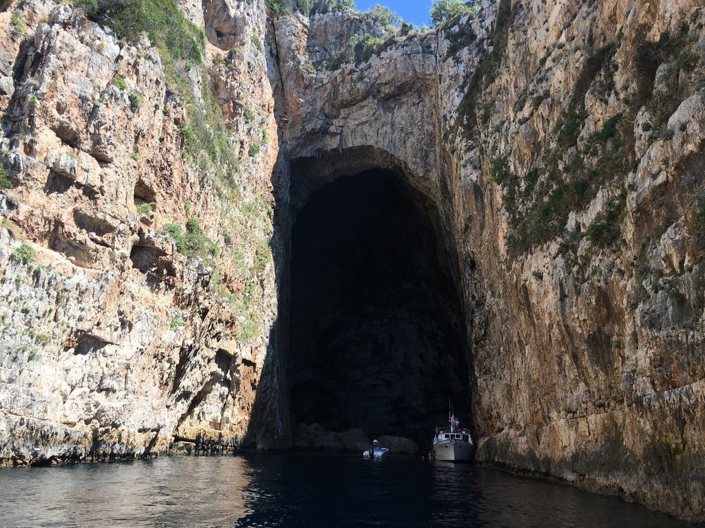 Appartamenti George Орикум Экстерьер фото